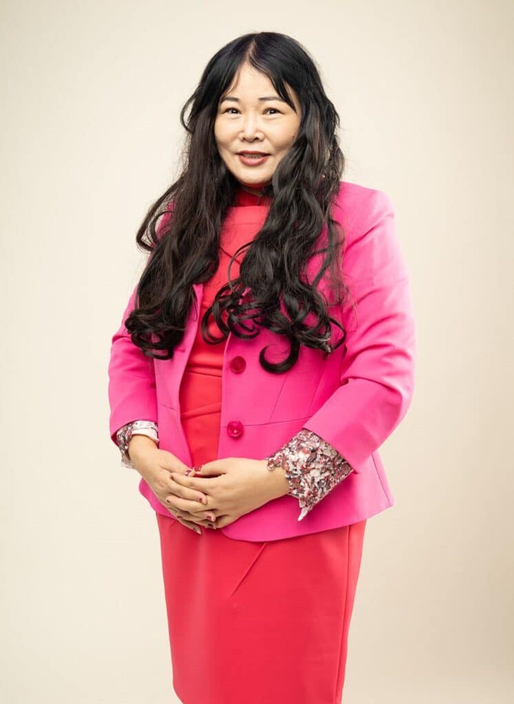 Charting Success in the Digital Age: Dr. Sarah Sun Liew's Guide to Mastering Tech Franchises