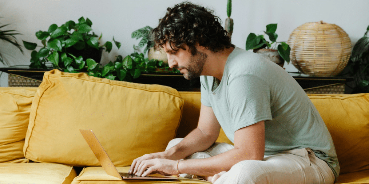 A Shift in the Market with AI-Powered Laptops