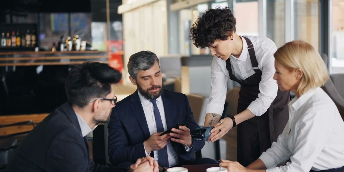 Risks and Rewards of Owning a Restaurant Franchise