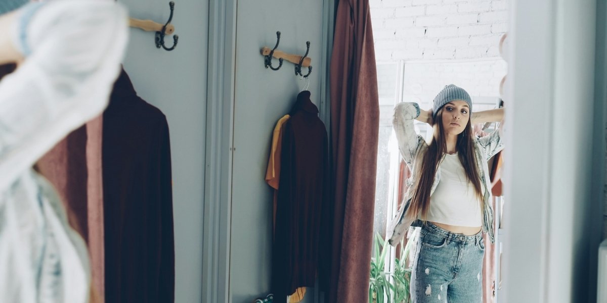 Gen Z Splurges on Treat Culture, Raising Financial Risk Concerns