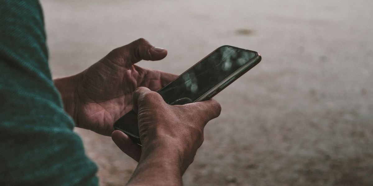 How to Report a Suspicious Sports Streaming Site to a Verification Community