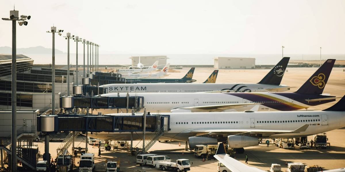 Airline Revenue Growth Signals Resilient Demand Amid Rising Fuel Cost Pressures