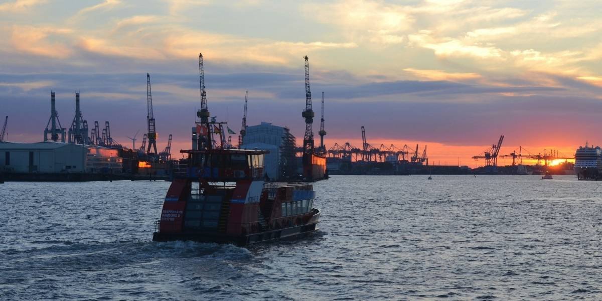 U.S. Markets Rattle as Geopolitical Risk Sends Oil Above $105