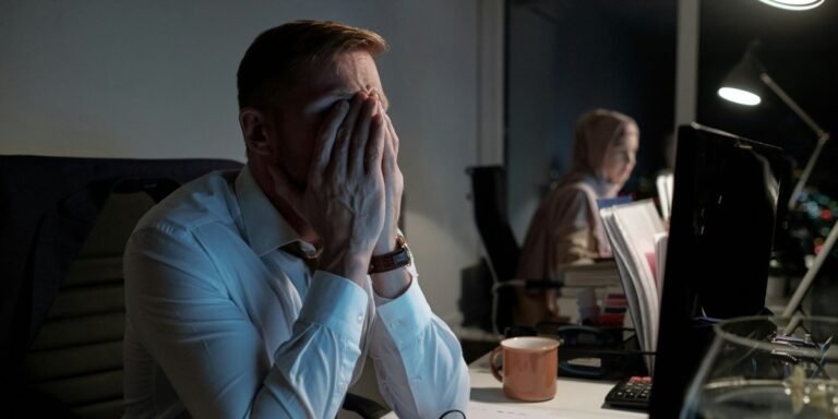 AI Restructuring Drives New Wave of Corporate Layoffs