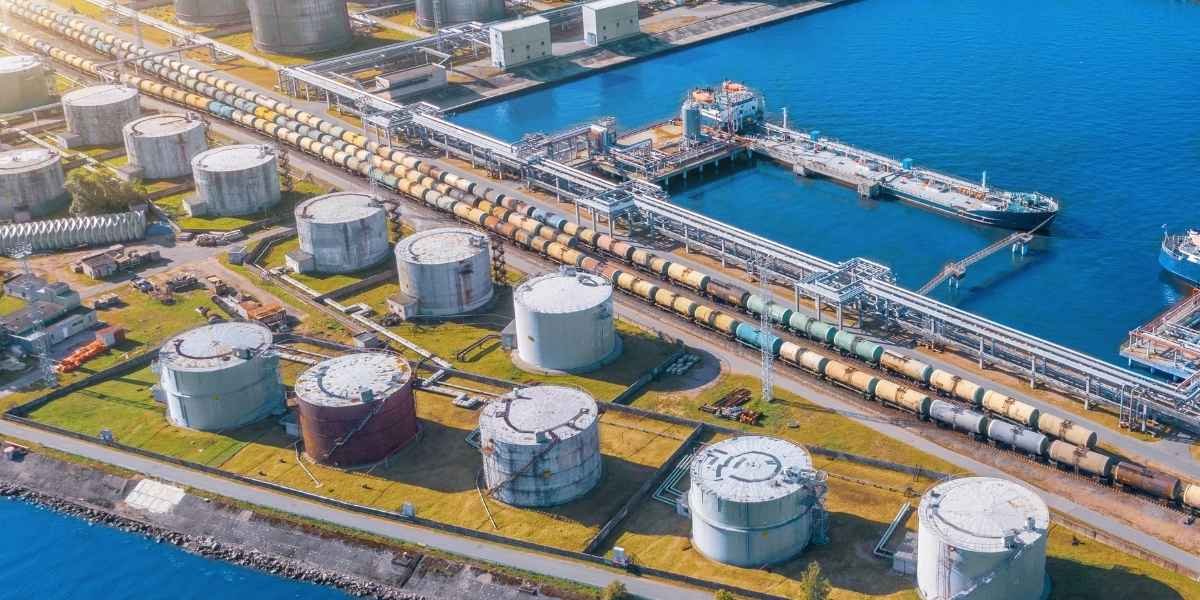 EIA Reports Sharp Decline in U.S. Crude Oil Inventories