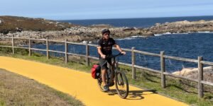The Operational Team Behind Top Bike Tours Portugal and the Structure Supporting Its Cycling Programs