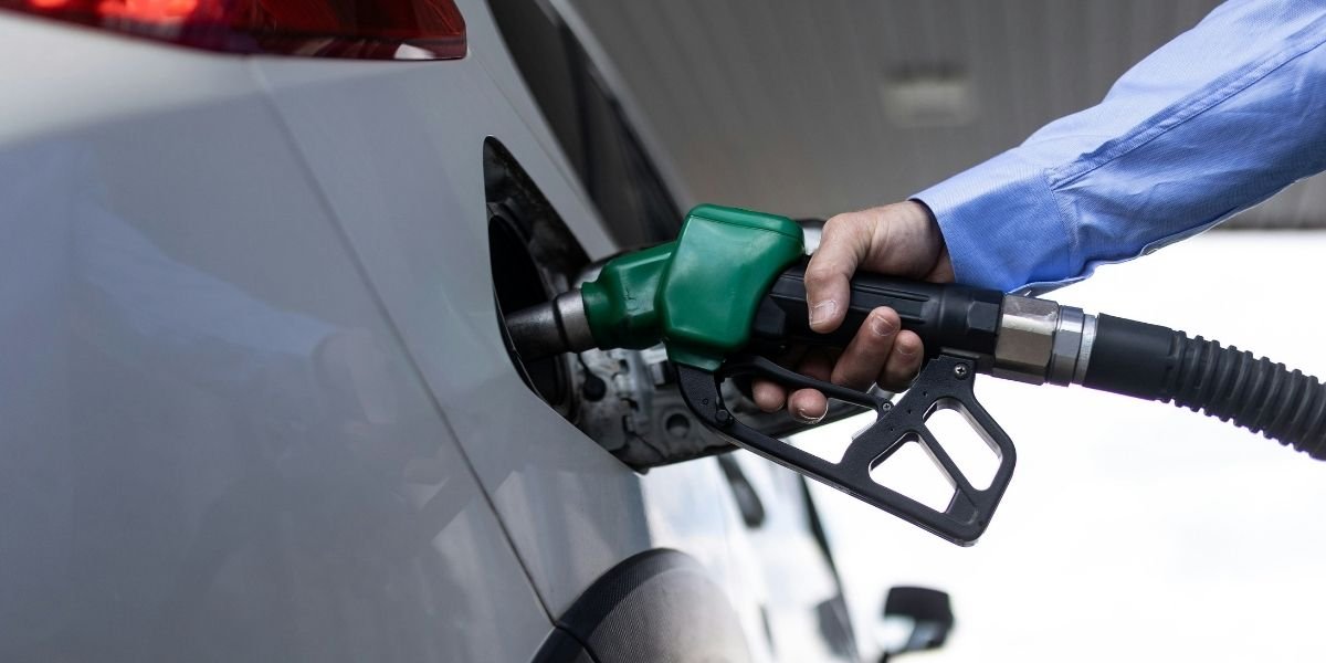 U.S. Gas Prices Rise to $4.29 as Brent Crude Tops $117