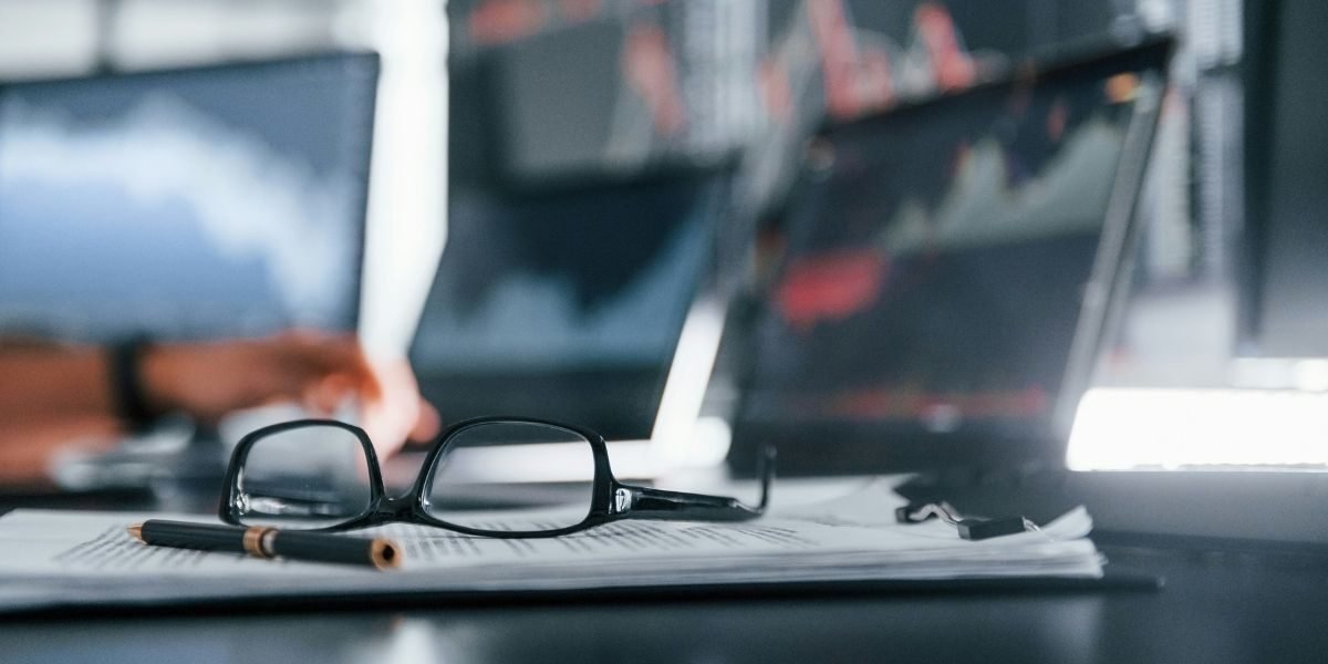 Federal Reserve Rate Outlook 2026 Points to Persistent Inflation