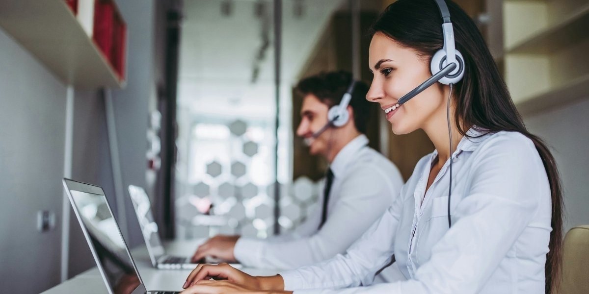 How AI Chatbots Are Replacing Call Center Agents Across the U.S.
