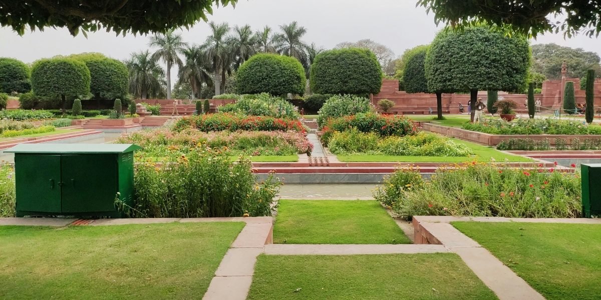 Millionaire Landscaper Club Empowers Landscaping Businesses to Grow and Thrive