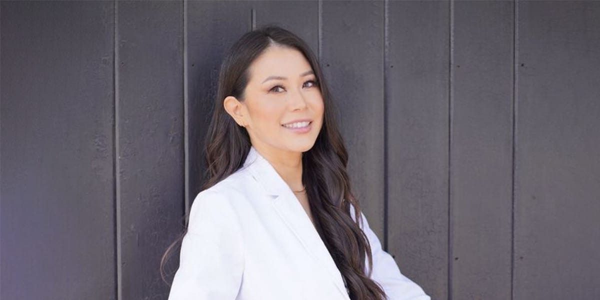 Mastering the Social Media Balancing Act: Insights from Dr. Joyce Kahng