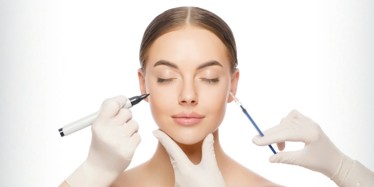 The Facelift Has a New Face: Why Patients Are Starting Earlier and What Surgeons Say About Timing It Right