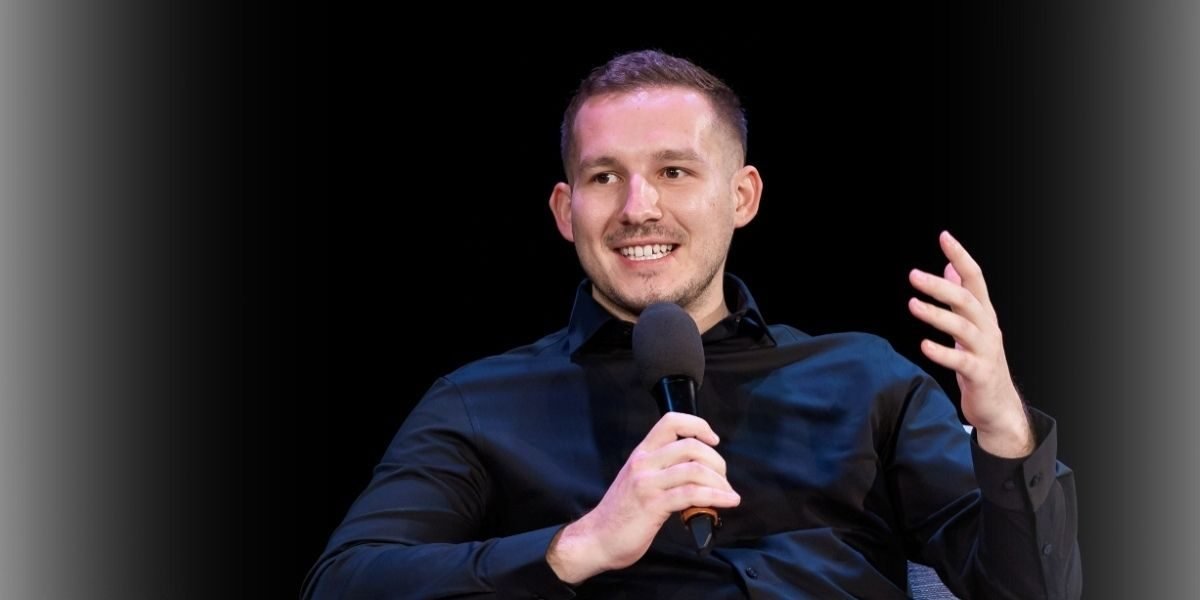 The Evolution of Luxury Expedition Vehicles